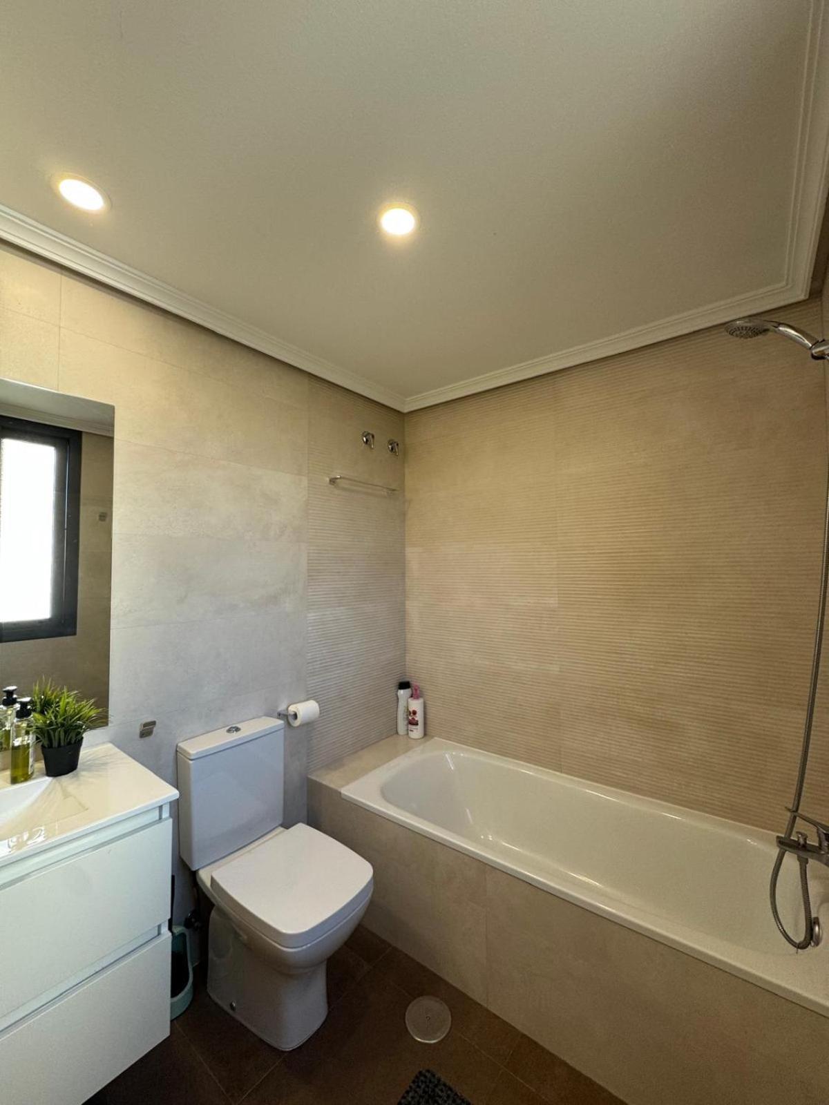 Suite Zapata Madrid Exteriör bild